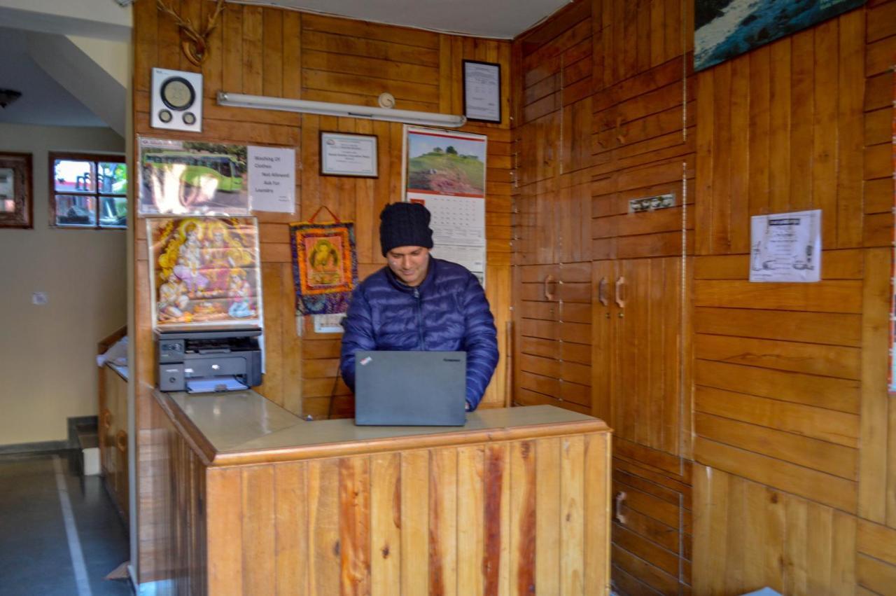 Hôtel Tourist Nest Old Manali Extérieur photo